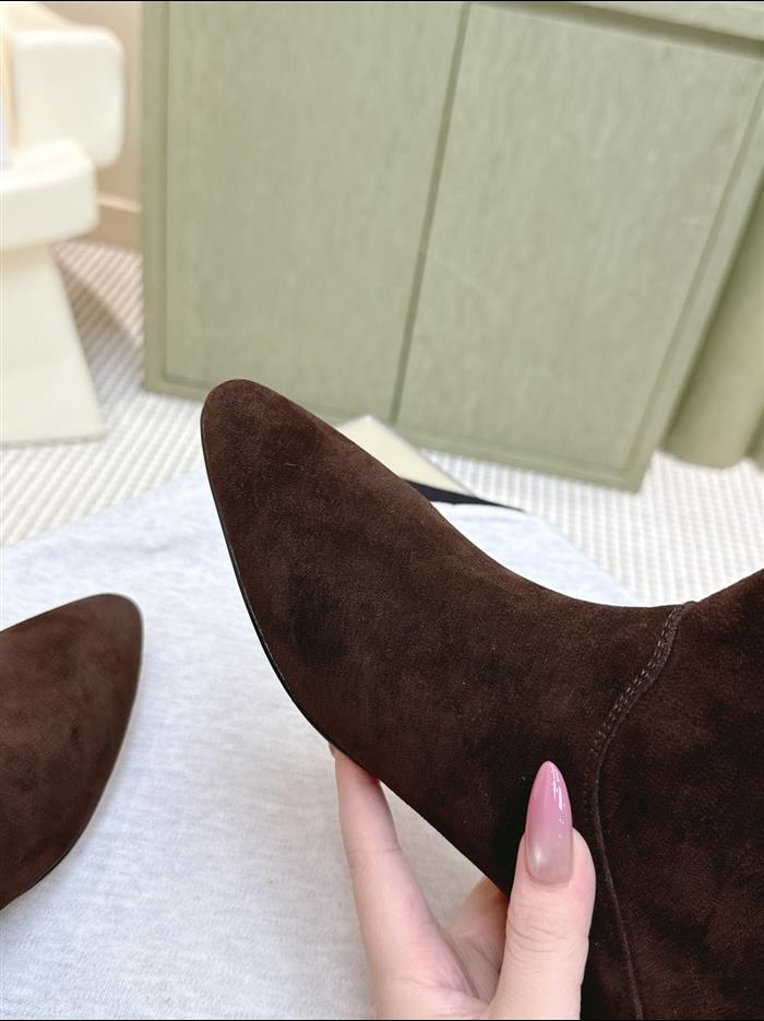 20251128172932984 360